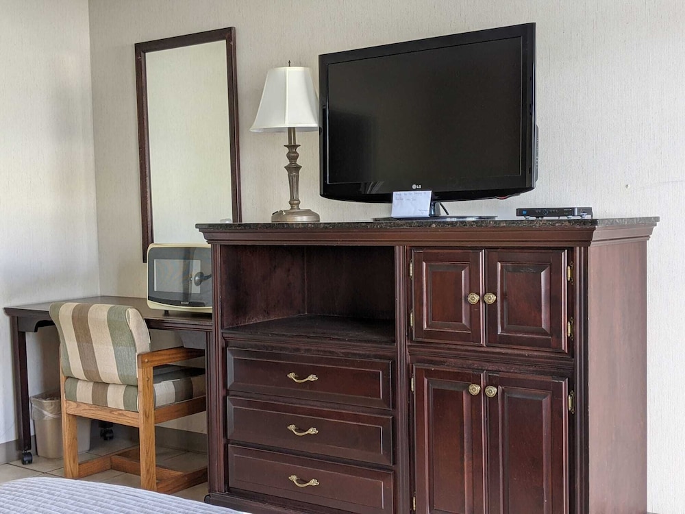Reelfoot Lake Inn - photo 10