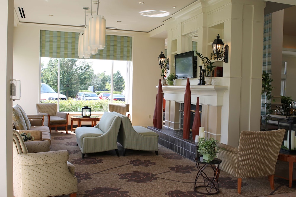 Hilton Garden Inn Addison - photo 4