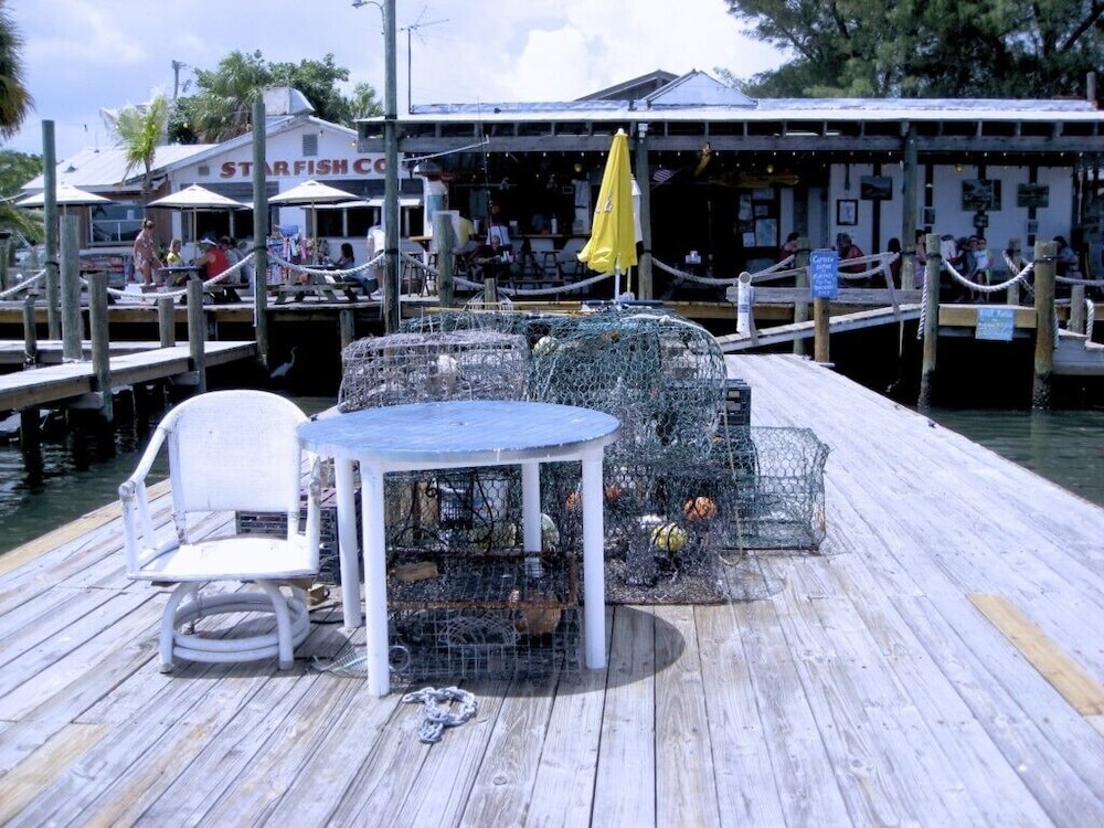 Beach Retreat Unit B By Anna Maria - photo 12