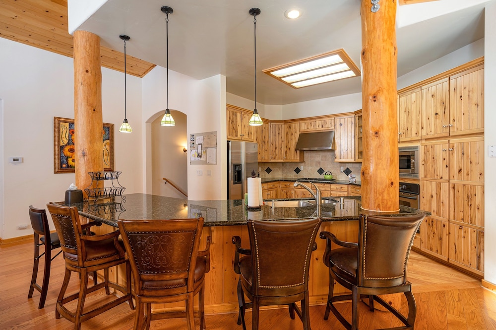 Wooded Luxury at Tahoe Donner - photo 7