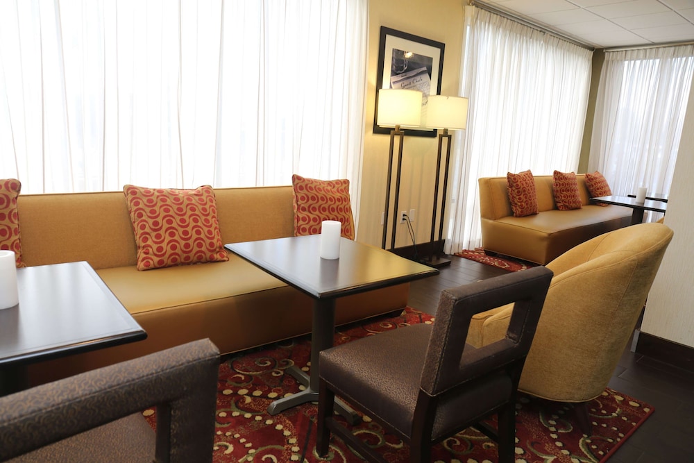 Hampton Inn Sumter - photo 31