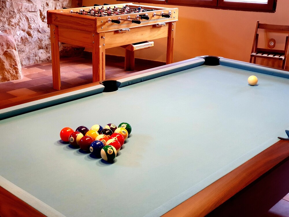 La Fuente — 4-Star Luxury Hotel in Cubillo, Spain