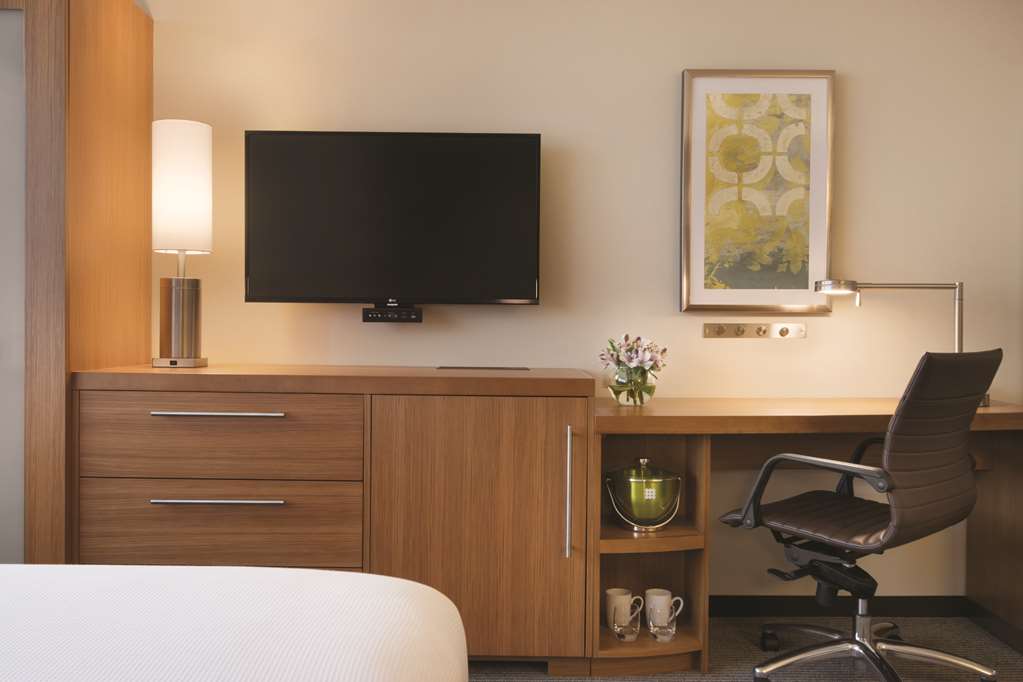 Hyatt Place Chicago O'Hare Airport - photo 7
