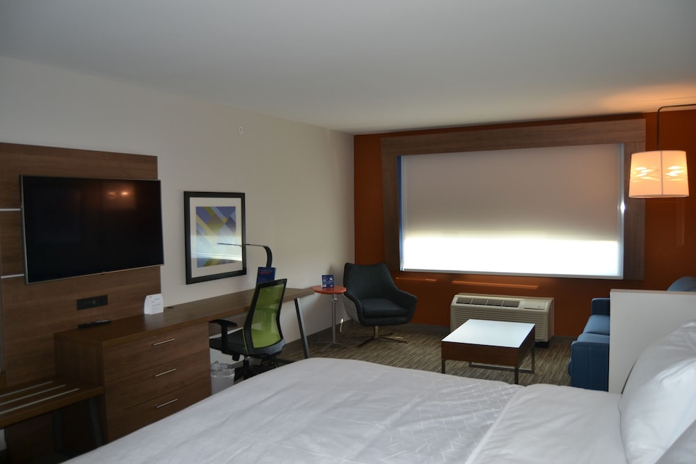 Holiday Inn Express & Suites Goodlettsville N Nashville by IHG - photo 7