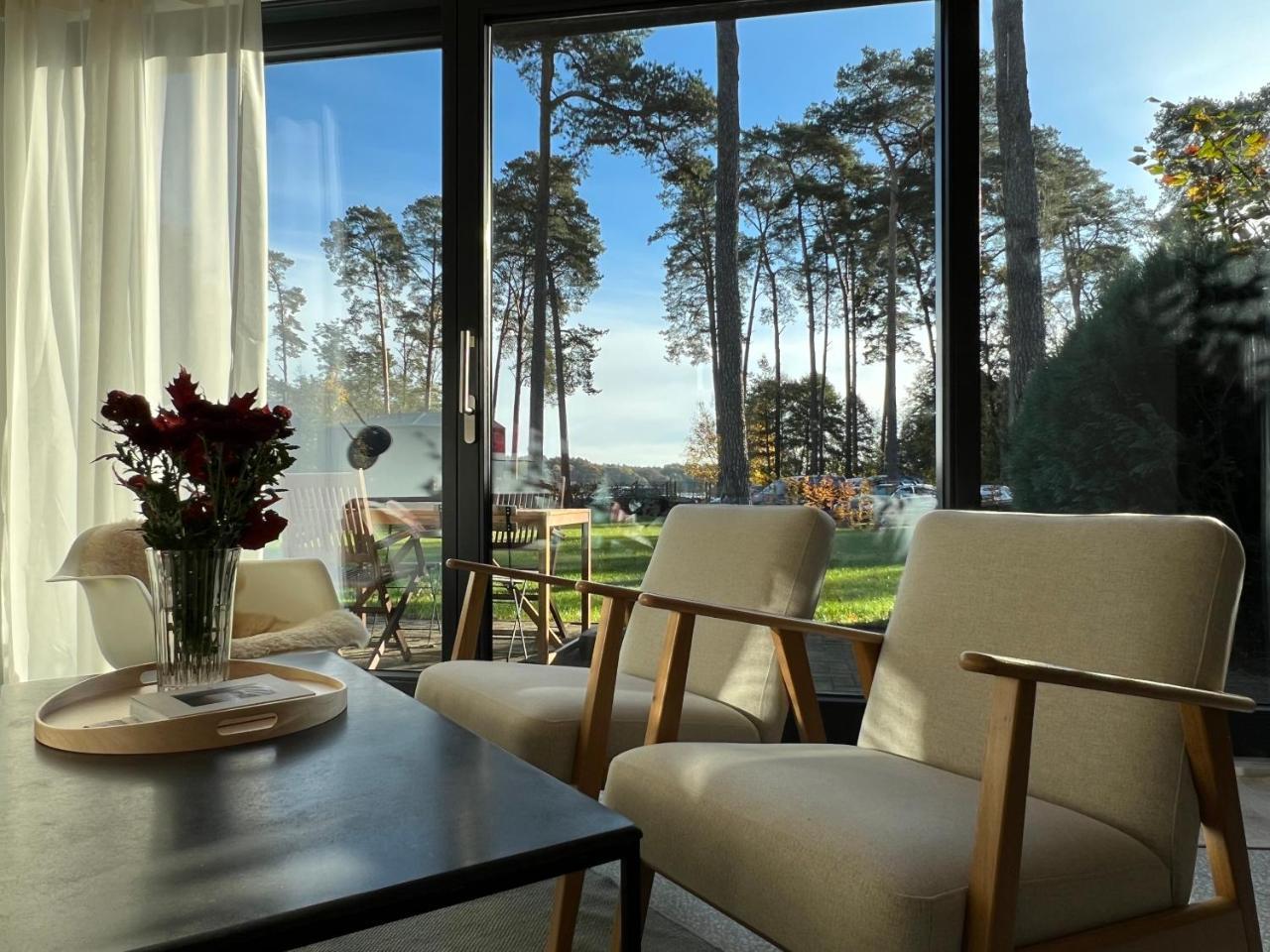 Traumhaftes Ferienhaus am See am Lübbesee in Templin in Templin, Germany