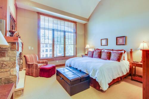 Big Horn Lodge 208 by East West Hospitality — 4-Star Luxury Hotel in Truckee, United States
