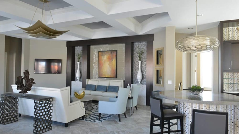 7BR Solterra Resort Newly Renovated Home w Pool - photo 43
