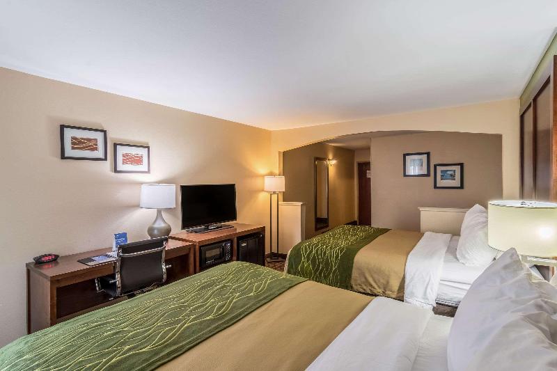 Comfort Inn & Suites Panama City North - photo 40