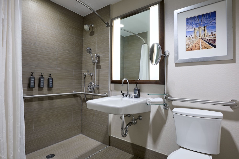 Sheraton Brooklyn New York Hotel - photo 34