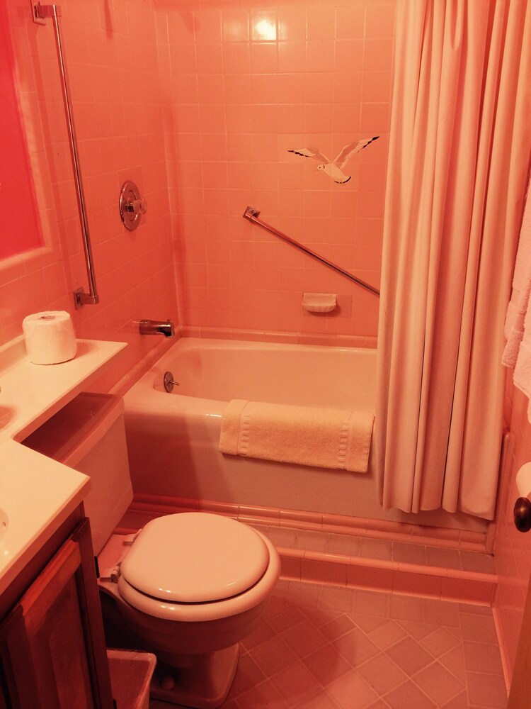 Lovelock Inn - photo 13
