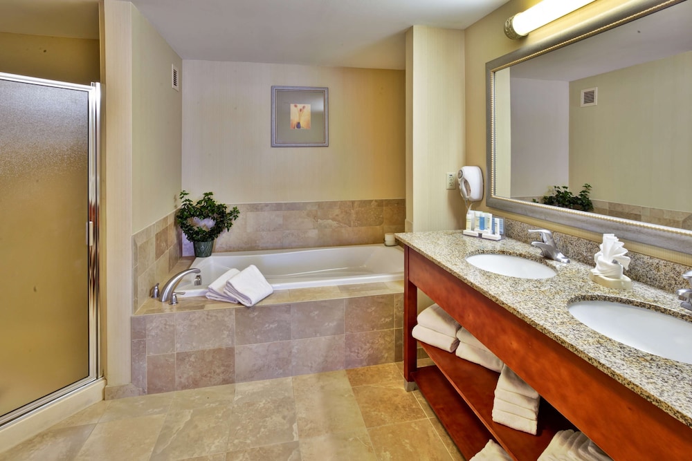 Hampton Inn Rutland - photo 33