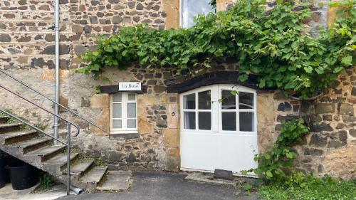 La Buse - carbon neutral hotel in Unknown City