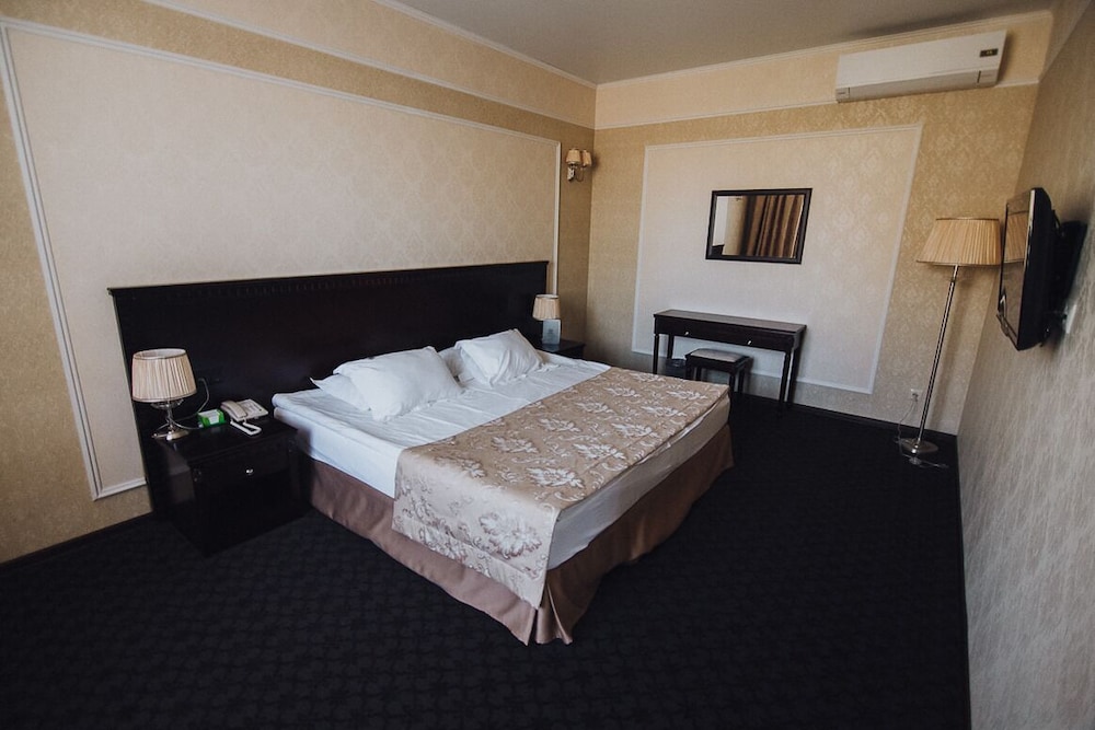 Green Hall Hotel — Kamensk-Ural'skiy — photo 4