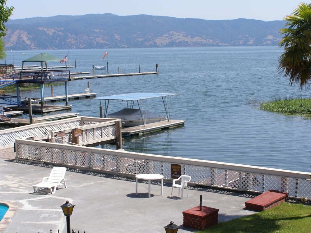 Anchorage Inn Lakeport - photo 16