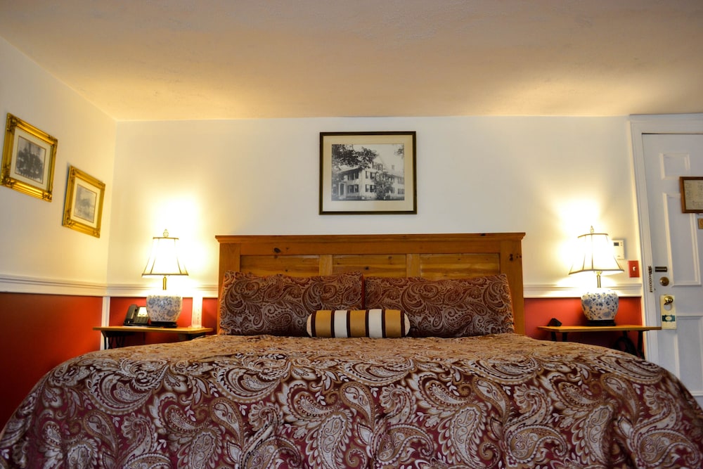 The Quechee Inn at Marshland Farm - photo 12