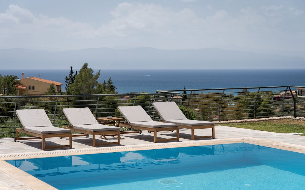 Hegemoni Villa Porto Heli — 4-Star Luxury Hotel in Porto Cheli, Greece