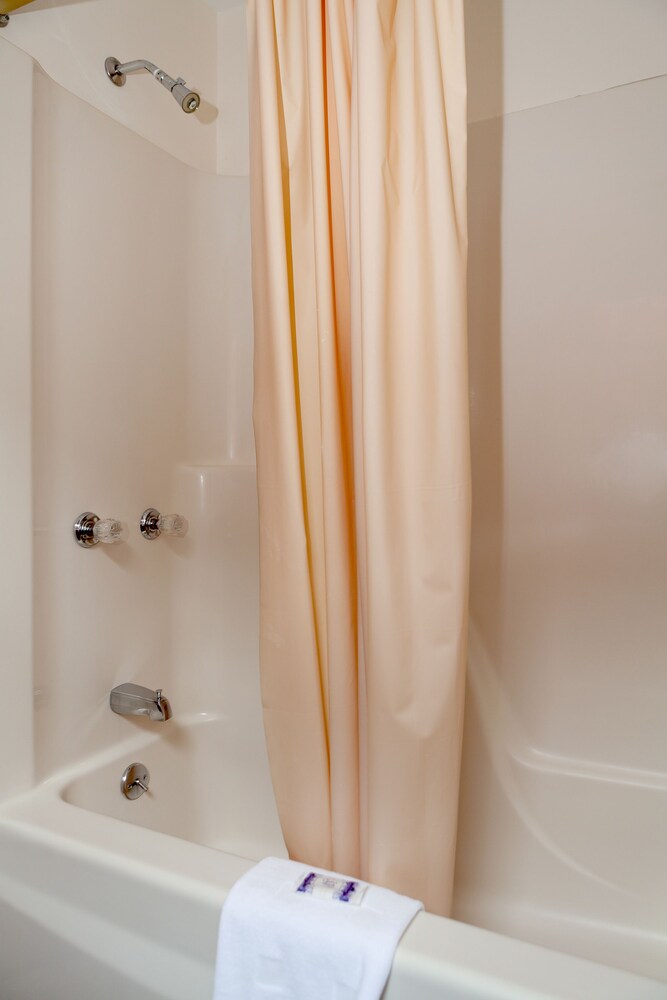 Town & Country Motor Inn - photo 33