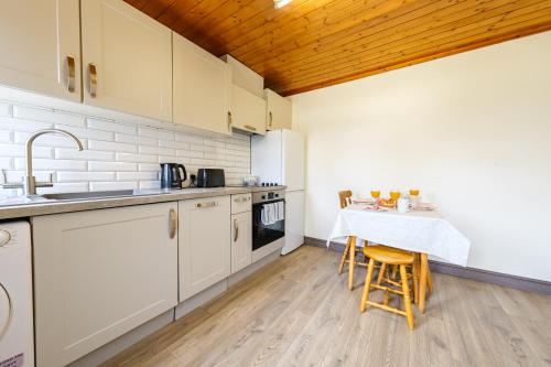 Steepleview 2 Bedroom — 4-Star Luxury Hotel in Trim, Republic of Ireland