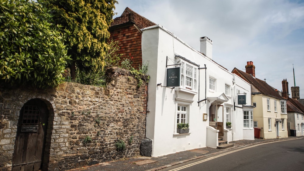 The Angel Inn — hotel in Petworth