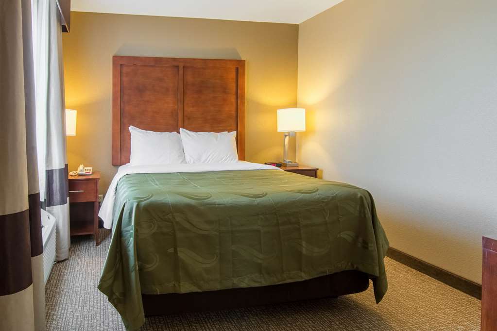 Quality Inn & Suites Salem near I 57 - photo 10