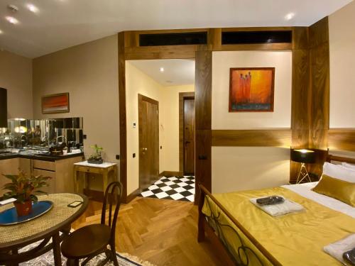 Luxury Studio @ Axis Towers in Heart of Tbilisi