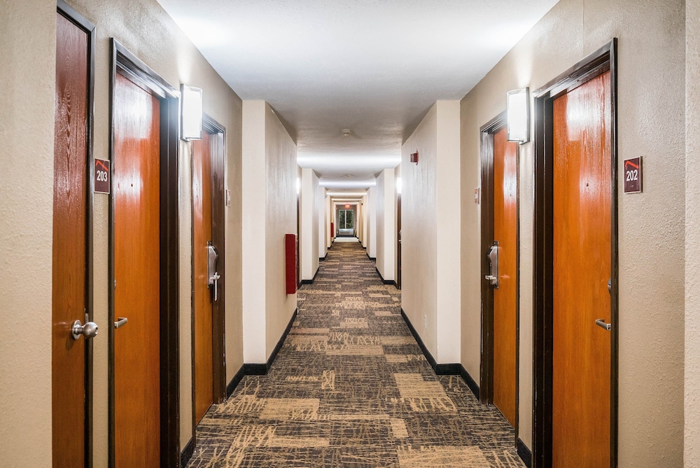 Red Roof Inn Spartanburg I 26 - photo 21