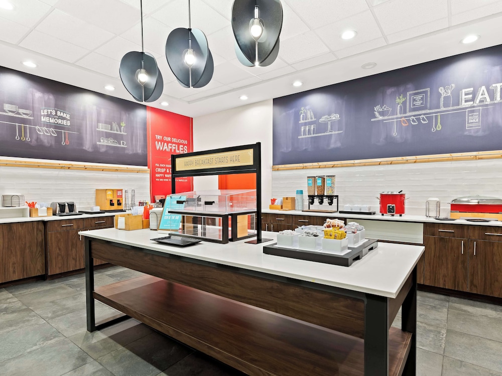 Hampton Inn Longview - photo 29