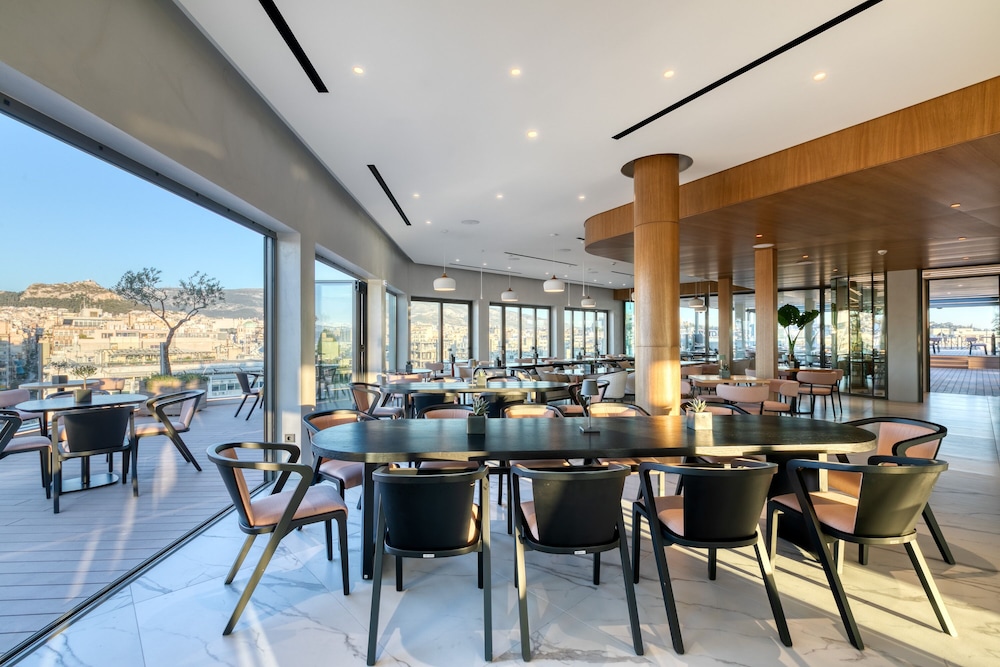 מזון ומשקאות