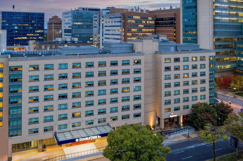 DoubleTree by Hilton St. Louis Forest Park - photo 30