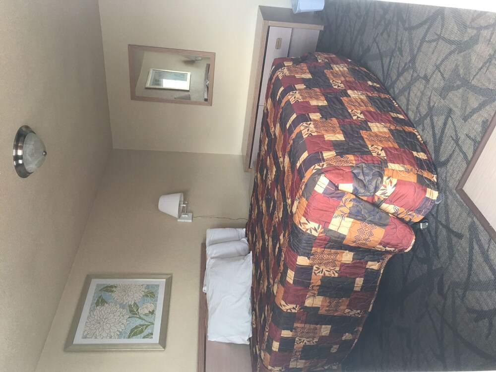 Bend Value Inn - photo 11