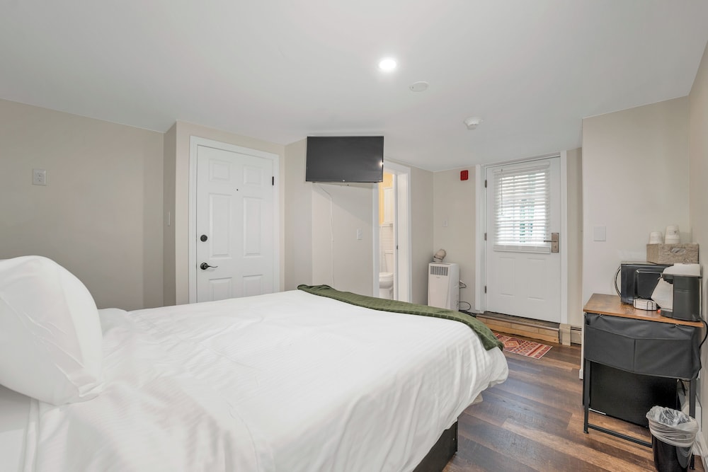 The Inn & More - photo 53