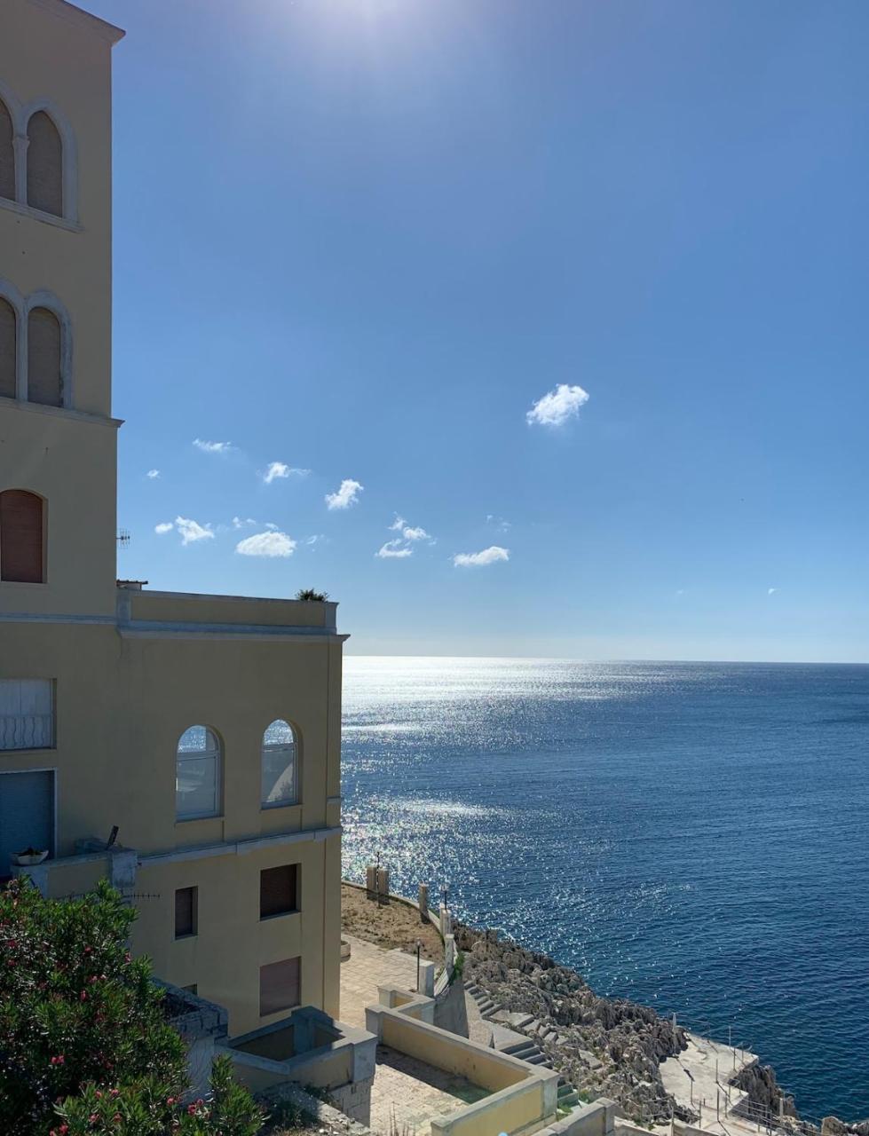 La Piattaforma la Tua Casa Con Accesso Diretto a Mare — 4-Star Luxury Hotel in Santa Cesarea Terme, Italy