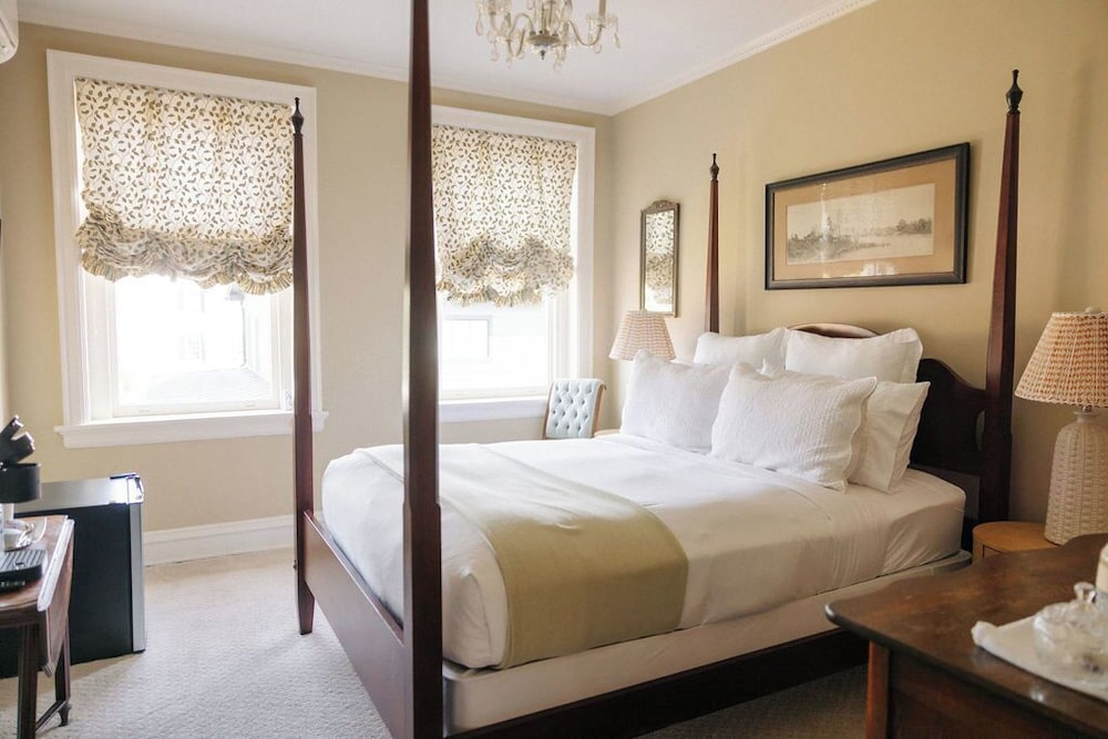 Kenmore Inn - photo 5