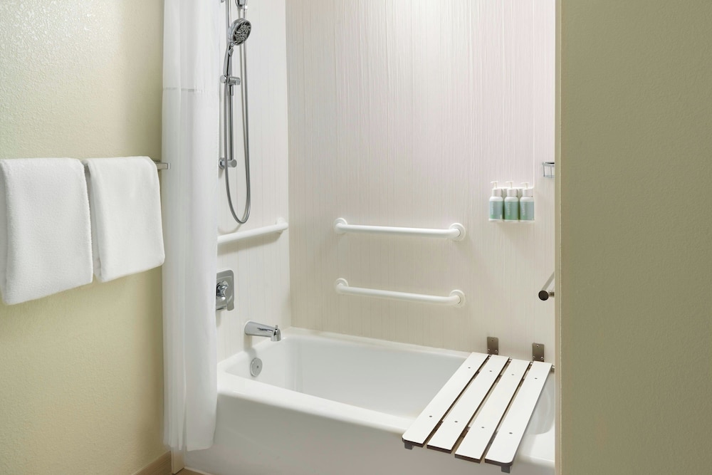 Courtyard by Marriott Novato Marin Sonoma - photo 17