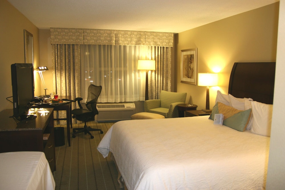 Hilton Garden Inn Valdosta - photo 18