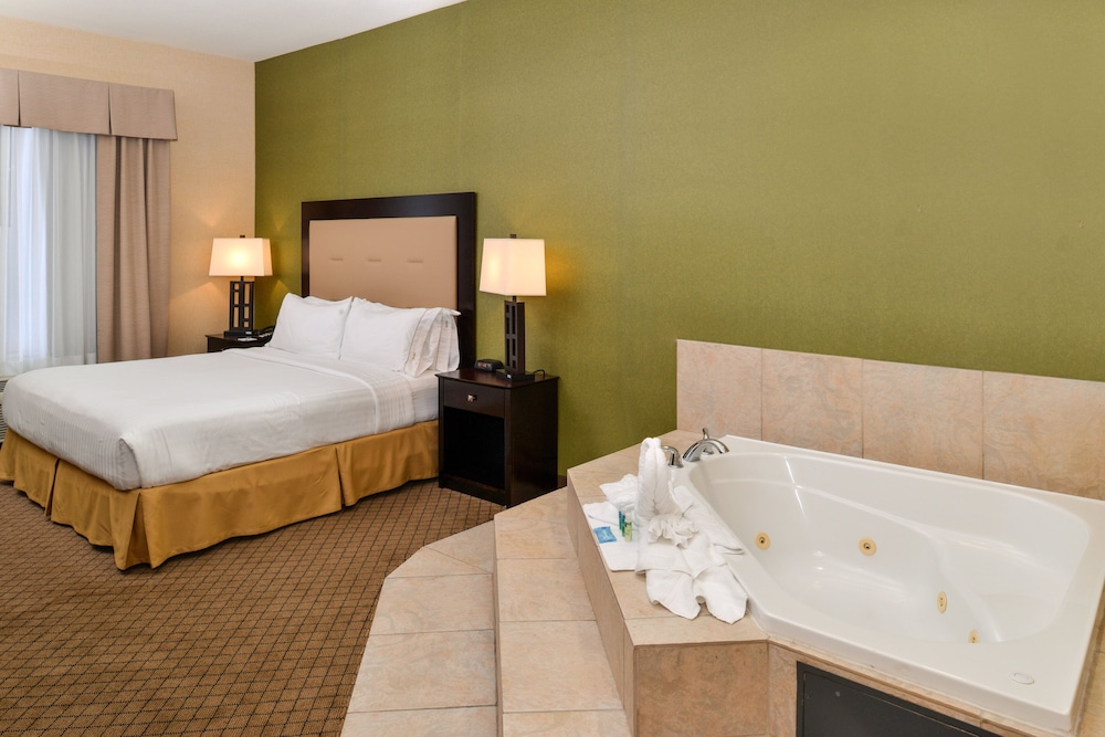 Holiday Inn Express Sacramento Airport Woodland by IHG - photo 27