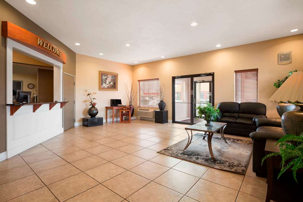 Super 8 by Wyndham Bellingham Airport Ferndale - photo 3