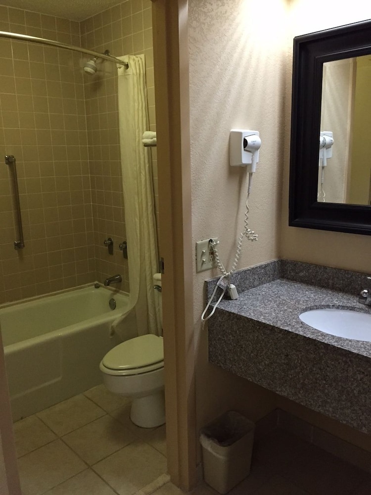 Homelodge Newnan - photo 20