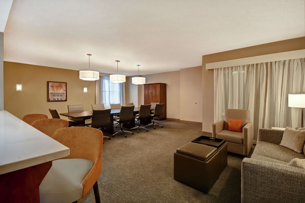 Embassy Suites Little Rock - photo 37