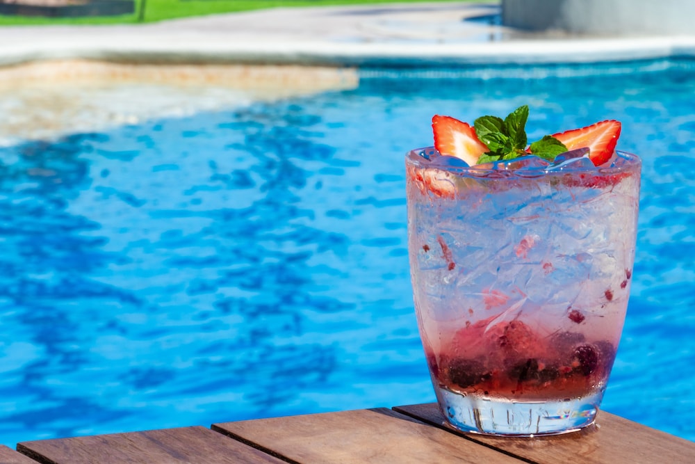 Poolside bar