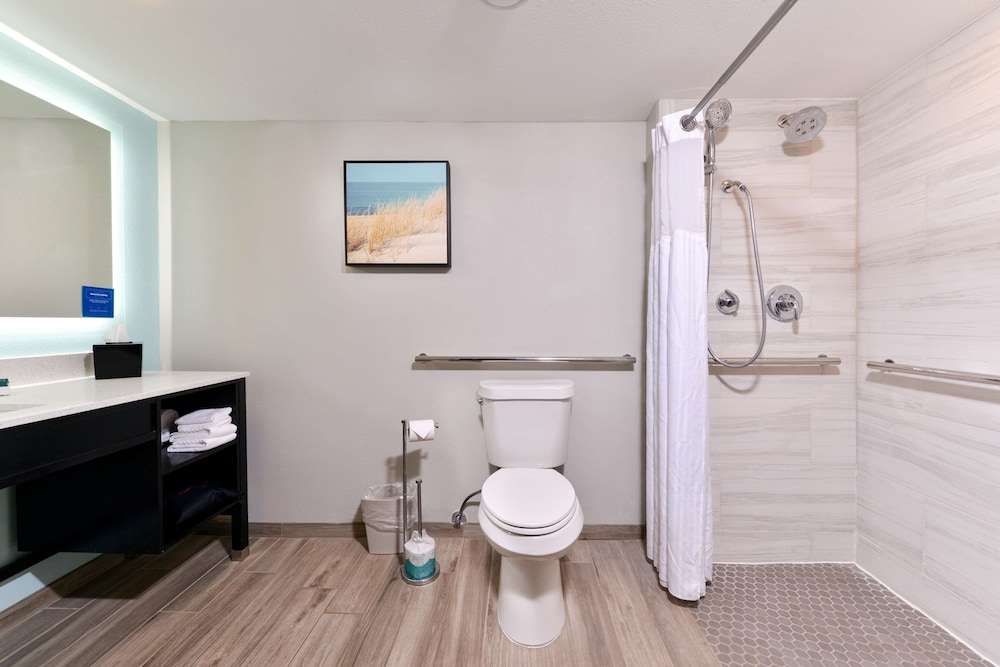 DoubleTree by Hilton Corpus Christi Beachfront - photo 52