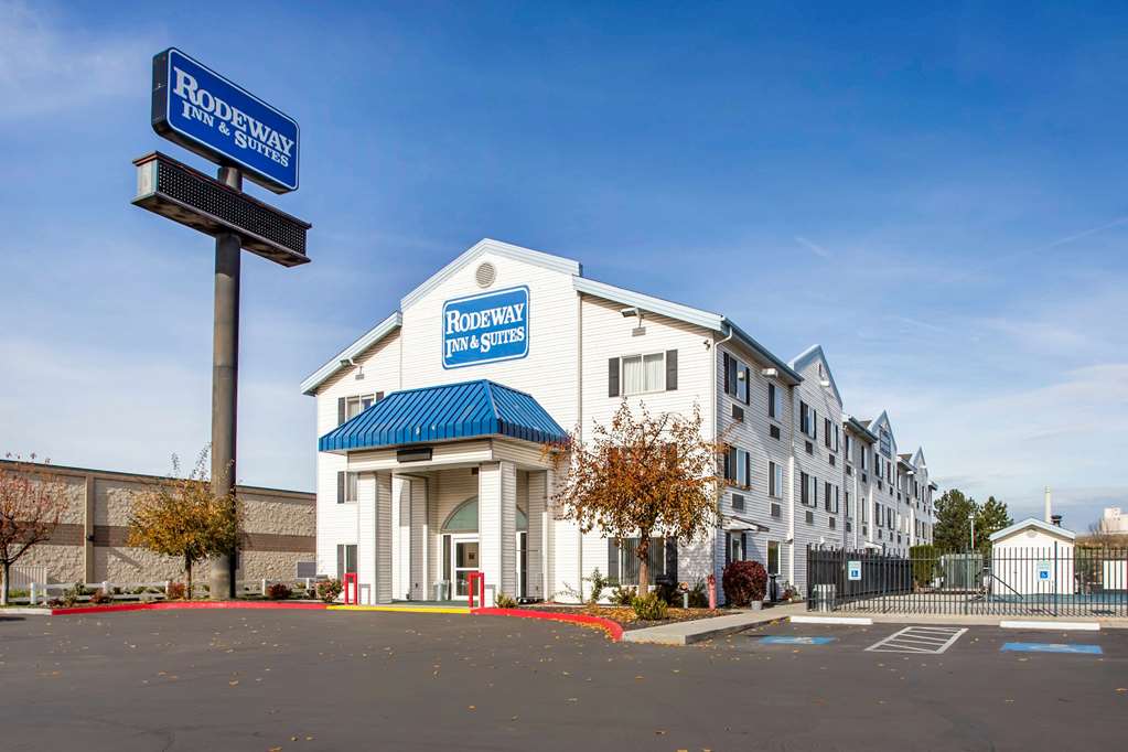 Rodeway Inn & Suites Nampa - photo 2