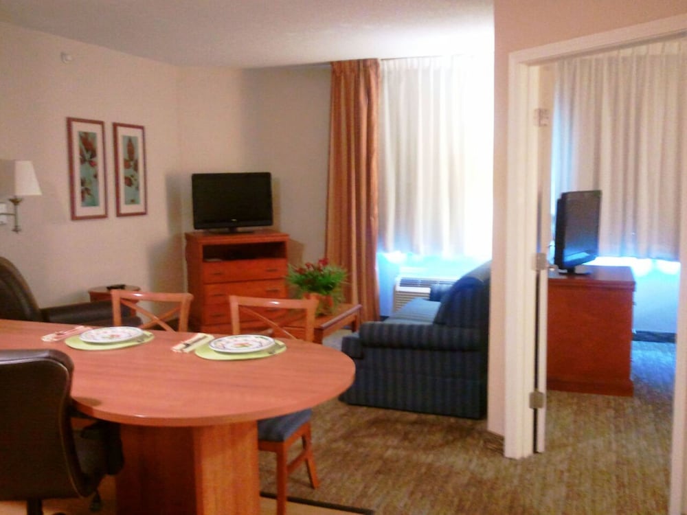 Candlewood Suites Greenville NC by IHG - photo 31