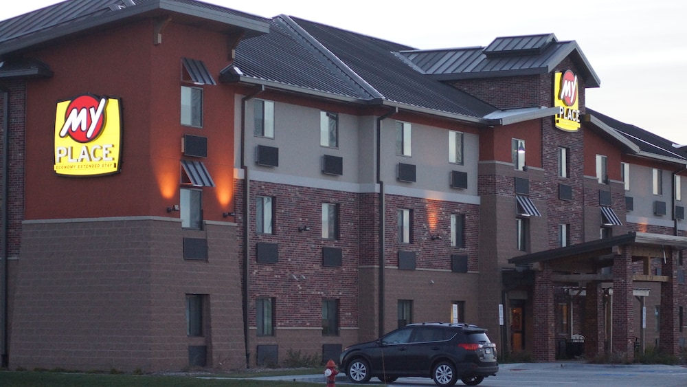 My Place Hotel South Omaha La Vista NE - photo 2