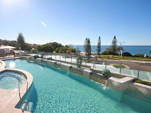 Pay for 5 nights get 6th night free low season — 4-Star Luxury Hotel in Mooloolaba, Australia
