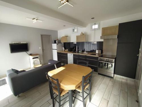 La Chaloupe Gites de Mer in Jullouville, France