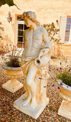 Clos Stella - carbon neutral hotel in Unknown City