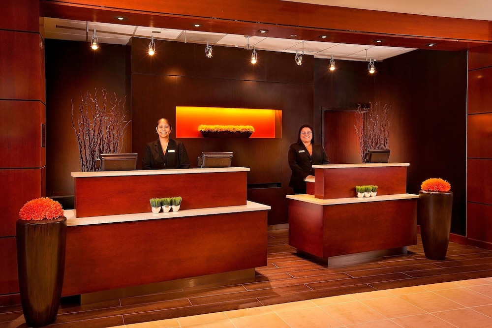 Courtyard by Marriott Seattle Sea Tac Area - photo 3