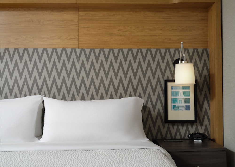 Holiday Inn Boston Dedham Hotel & Conference Center by IHG - photo 8