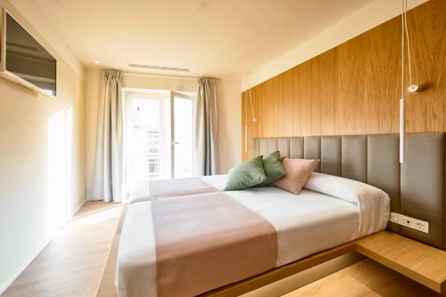 Hostal Pericón — 4-Star Luxury Hotel in Conil De La Frontera, Spain